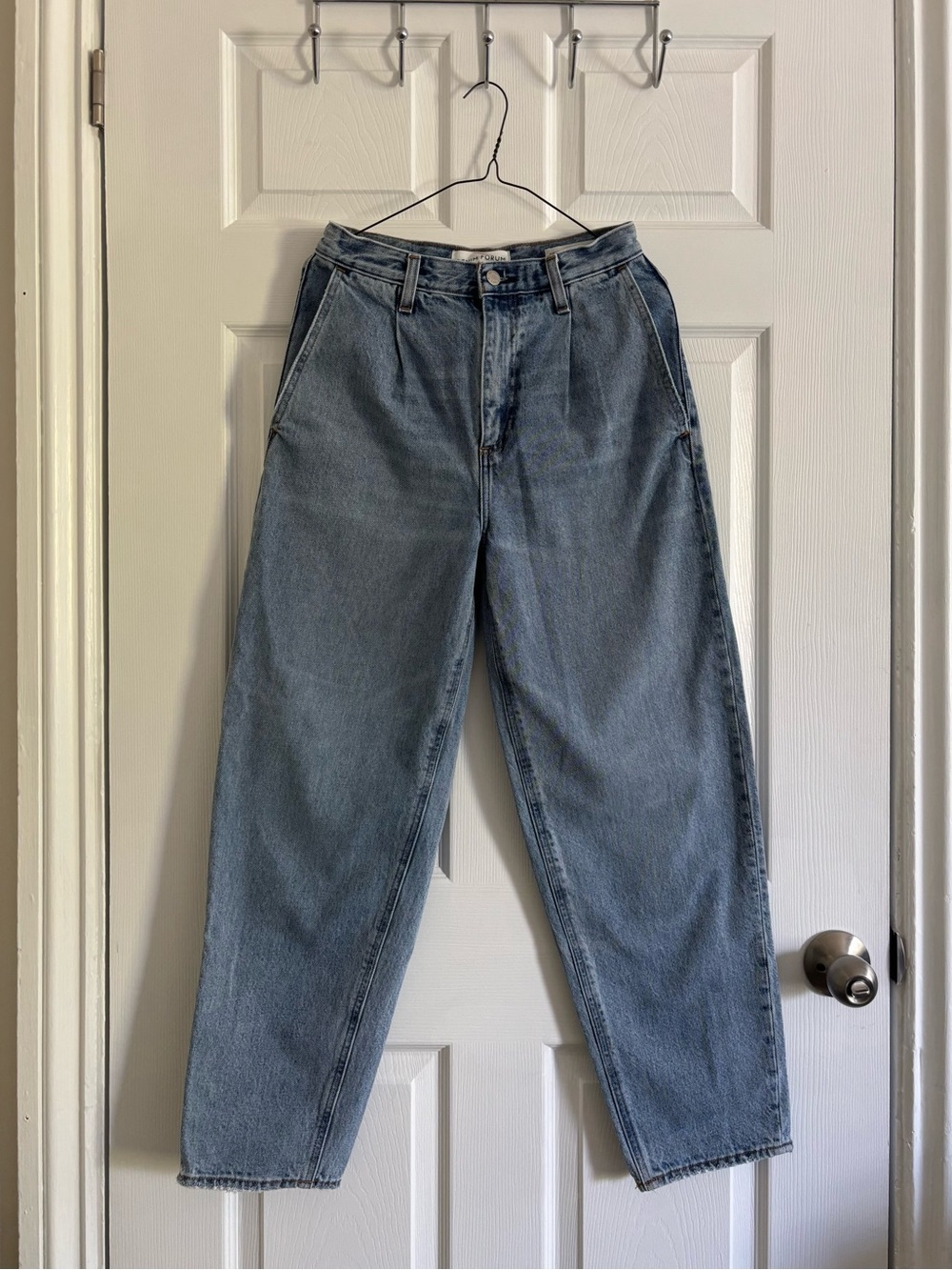Denim Forum Women's Tapered Jeans in Light Blue Wash